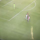 これがPKじゃない理由を教えてくれよ。 Jリーグでは今後こういうプレーは全てOKになるのか？ #jubilo #鹿島磐田
