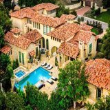 Utah Jazz guard Jordan Clarkson has purchased a $7.5 million mansion in his hometown of San Antonio, per @ExpressNews.   10,100 sq. ft., 5 BR 6.5 BA  In-home elevator  Game room  Outdoor casita  Theater with stadium seating  Pool with full bar, pizza