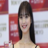 #佐々木希 さんが第二子妊娠を発表  自身のInstagramで「家族みんなで喜んでおります」と喜びを綴っています  夫の #渡部建 さんも「大きな感動を胸に更に精進してまいります」とコメント  #アンジャッシュ