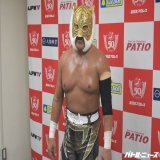 タイガーマスクが全日本プロレスの青柳亮生に破れ王座陥落 「6月から全日本プロレスに関わらせてもらって、非常に僕自身、勉強になったと思います。まさか本当にこのキャリアになって、ベルトがとれると思ってなかった」  世界ジュニア王座を３度の防衛は凄いです