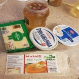 Сегодня последние занятие в колледже, потому что на следующей неделе больше половины группы будут Курбан Байрам. Махмуд прислал фото с подписью: Tomorrow I will bring kataifi. Не знаю, что это, но думаю вкусно.