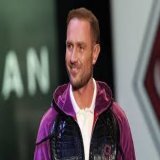 Роман Костомаров записал голосовое сообщение для своих друзей   На протяжении последних нескольких месяцев фигурист Роман Костомаров находится на больничной койке. Недавно его друг и коллега Илья Авербух, открывая новое ледовое шоу, рассказал о сообщ