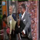 How the refs wanted Chris Jones to sack Derek Carr