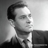 16 января 1924 года в Москве родился Владлен Семёнович Давыдов - советский и российский артист театра и кино. Народный артист РСФСР