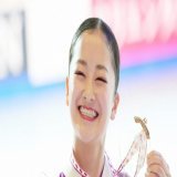 間もなく #りくりゅう ですが、女子の表彰式の写真も届いています！ #渡辺倫果 選手、良い笑顔。写真特集で！