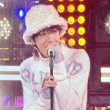 Let's make Hobi trend higher!   RT AND REPLY WITH THE TAGS:  J-HOPE ROCKED THE EVE J-HOPE THE STAR OF 2022 #jhopeAtTimesSquare #jhopeAtRockinEve #jhopeAtNYRE #뉴이어락킹이브with제이홉  #새해도킹이홉과함께
