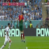 Portugal  CristianoRonaldo  HAIR GOAL  ワールドカップ　ポルトガル対ウルグアイ クリスティアーノロナウド、神の手ならぬ&ldquo;髪の毛ゴール&rdquo;ならず&hellip;フェルナンデスの得点に訂正 #WorldCup2022 #CristianoRonaldo #Portugal