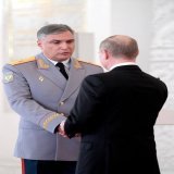Видеозапись, на которой заместитель главнокомандующего сухопутными войсками России, генерал Александр Матовников. Наслаждайтесь и не благодарите!