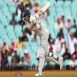 Steve Smith departs soon after bringing up his hundred.  Watch #AUSvSA LIVE on  (in select regions)   #WTC23 |