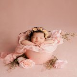 Camila \ud83c\udf80 a little peak of this baby girl. Her gallery will be delivered tonight but I couldn&rsquo;t wait to share this one. Look at that adorable smile.