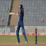 Krunal pandya is deadly combination of kohli n Bumrah... He bat like Bumrah and Bowl like Kohli #INDvENG #INDvsENG_2021