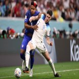 #ENG 0-0 #USA   Great movement from Saka again - Kane goes for the overhead, but scrambled clear!   #FifaWorldCup