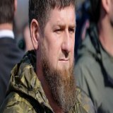 Кадыров выдал большой пост, критикующий руководство минобороны РФ. По его словам, через неделю Александр Лапин перенес штаб в Старобельск, а сам сбежал в Луганск.  читайте подробнее на сайте "Диалог.UA":