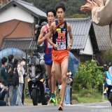 応援ありがとうございました！ チーム、個人ともにあと2つ及ばずでした。 4年生に笑顔で終わってもらうために箱根駅伝では何としても総合5位以内達成させます！   #出雲駅伝   スポーツ法政新聞会より写真お借りしました
