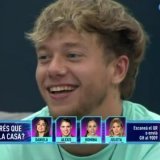 Nacho le sac&oacute; la ficha a Coti y le dijo a las chicas que ella las iba a traicionar. Julieta, Romina y Daniela decidieron creerle a Coti y ella las termino metiendo a las tres a placa. Sigan subestimando a Nacho que el solito se est&aacute; pos