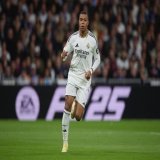 Pouki l pa blese pou l out pou r&egrave;s sezon an?QuoteActu Foot@ActuFoot_&middot;12mKylian Mbapp&eacute;  a &eacute;t&eacute; signal&eacute; 8 fois hors-jeu ce soir pour son premier Clasico.