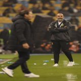 نونو سانتو فتح باب لكل مدربين الدوري حتى يتنمّرون على غارسيا .  #النصر_الفتح