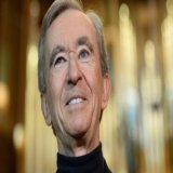 Президент группы Louis Vuitton Mo&euml;t Hennessy (LVMH) Бернар Арно занял первое место в списке богатейших людей планеты по версии американского журнала Forbes.