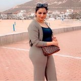 "نعم ، تربّينا على التسامح ومغفرة الأخطاء في حقّنا ، لكننا أبداً لا ننسى من زرعَ بداخلنا خوفاً ، من حفرَ في أعماقنا جُرحاً ، من بصمَ في حياتنا درساً ، من تسبب لنا بخيبة وداسَ على مشاعرنا يوماً ، قد نغفُر ونصمُت لكننا لا ننسى أبداً ، فهذه المواقف والع