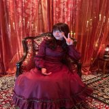 この後よる10:30～ とうとう清原主演の日本テレビ連続ドラマ「霊媒探偵・城塚翡翠」の第1話が放送されます！！  ちなみにこちらはキメキメの表情とは別ショットの翡翠でございます！笑  皆様ぜひぜひ、ご覧くださいませ  #清原果耶 #城塚翡翠