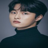 #YoonChanYoung reportedly to lead the Korean remake of US drama <#YourHonor>, depicts a respected judge's son killed the son of a criminal gang boss in a hit-and-run, the judge breaking the law to cover it up.  Directed by #Producers&rsquo; Pro