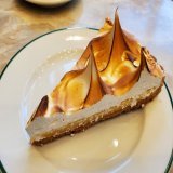 ツンツン。角ケーキ。  大阪杯 ジャックドール スターズオンアース