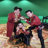 ラクレスの側近・ドゥーガ役の森岡豊さんと、ボシマール役の福澤重文さんのお誕生日を現場でお祝いしました  写真にはラクレス様の姿も&hellip; シュゴッダム王室はとてもアットホームな職場ですね  #王様戦隊キングオージャー  #キングオージャー