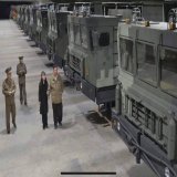 Шасси от МЗКТ обслуживают ядерный арсенал Ким Чен Ына?   Второе фото: тягач МЗКТ-7415  Все темы: Беларусь | В Мире | Экономика | ИноСМИ | BBC | Подкаст | Антифейк | Крипто | Трейдинг | Эмиграция | Кухня | Украина | Ютуб | Ищи своих | Санкции