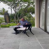 Лавров абсолютно прав, это старый прием, когда с представителем страны якобы происходит какая-то неурядица. Показывают свою отношение, вот и вся дипломатия. Невольно вспоминаешь крылатую фразу Лаврова - дебилы, б***