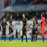 Hace un a&ntilde;o #Pachuca gan&oacute; en el Azteca 1-3 sobre #America y a Ochoa era el arquero   No te pueden pasar por encima dos veces seguidas y tampoco no todo es error del portero