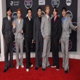 Informaci&oacute;n: El MAMA PLATINUM es para el &ldquo;&uacute;nico artista "BTS" que cre&oacute; un fen&oacute;meno cultural global m&aacute;s all&aacute; del K-POP, marcando un gran avance en la cultura pop del siglo XXI&rdquo;. En conclusi&oacute;