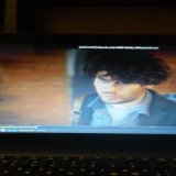 Смотрю сериал Историк. И там снимается Павел Артемьев. Вы его помните, наверное, по первой Фабрике и группе Корни. Играет он так себе, но логопед с ним классно поработал. Он же очень сильно картавил. Не думала, что в таком возрасте можно всё исправит