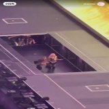 LOOK AT THEM  @BLACKPINK