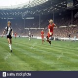 Who can still see that Alec Lindsay goal in the 1974 FA Cup final, a goal which should never have been disallowed and would have gone down as one of the greatest Cup Final goals of all time. #YNWA #cupfinal #FACup #LiverpoolFC #seventies