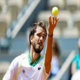 Впервые в истории ATP в топ-10 находятся сразу три россиянина:  1.  Новак Джокович &ndash; 7595 очков 2.  Карлос Алькарас &ndash; 7175 3.  Даниил Медведев &ndash; 6100 4.  Каспер Рууд &ndash; 4960 5.  Стефанос Циципас &ndash; 4920 6.  Хольгер Руне &n