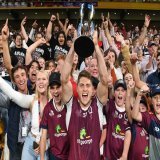 Looking at the crowd @SuperRugby Melbourne looks like New Zealand Day: expat kiwi celebration in there.  Hey @rugbyau wouldn't it be awesome if we had a professional rugby tournament for Australians to support?  #MOAvCHI #SuperRugbyPacific   Bring ba