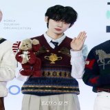 yeonjun and the polo ralph lauren vest! txt are all wearing polo ralph lauren for the red carpet   #TXTatSBS가요대전 TXT AT SBS GAYO DAEJEON #TOMORROW_X_TOGETHER  @TXT_members @TXT_bighit