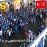 Сегодня утром землетрясения произошли в Таджикистане. Первые толчки были магнитудой 6,8, вторые (через 20 минут) &mdash; 5,0 баллов.   О пострадавших и разрушениях информации нет. Но, судя по кадрам в Сети, землетрясение здорово напугало местных жите