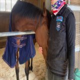 「人も馬も大好き」だという #ラヴェル ちゃんがどれだけ甘えんぼさんかと言うと&hellip;  これくらいです笑  #阪神ジュベナイルフィリーズ  ※写真は矢作厩舎のご協力で