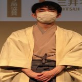 昨夜1晩中仕事しながら思ったんだけど(ちと大袈裟かw) あの時色んな感情が煮沸したけど結局は強くなりたくて未来しか見ていないこの推しの眼を信じて応援していくのがあたしの幸せなんだなと結論 \ud83d\udce3 \u270a\ud83c\udffbそして推しと同じ喜びを感じていきたい！皆とも(^^)これからもうおー！だ 2枚目もお気 \u263a  #藤井聡太
