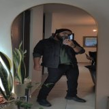 . . . . . . . . . #mensstreetstyle #getreadywithme #beard #xl #grwm  #dicembre #winter #outfitpost #outfitoftheday #blackandwhite #bodypositive #chubbyShow more