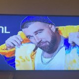 Love  #SNL #traviskelce