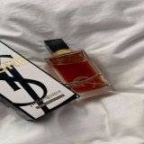الناس مهووسة بالناس وأنا مهووسة بالعطور