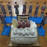 改めまして Snow Manデビュー1周年おめでとう 不二家さんの 「雪降る苺のプレミアムロールケーキ」食べながらMステ待機  #Mステ #SnowMan #Grandeur