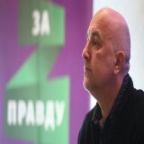 Писатель Захар Прилепин подписал контракт с Росгвардией и отправился на войну против Украины.   Пресс-служба Прилепина заявила, что решение заключить контракт именно с Росгвардией связано с тем, что Прилепин ранее служил в ОМОНе.  Фото: Ведомости