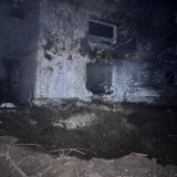 В Запорожье ракета упала рядом с пятиэтажным домом. Ранены два ребенка &mdash; 15 и девяти лет. В самом доме выбиты стекла    Фото: Кирилл Тимошенко / Telegram