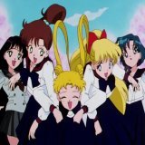 旧アニメ版セーラームーン 最後のスターズあまり評判よくないけど  ・舞台が中学&rarr;高校 ・OP曲変更 ・スターライツの存在と設定 ・銀河系とスケール規模の大きい敵勢力  ここら辺の要素はマンネリ打破しようと試行錯誤していた制作スタッフ陣の努力が見て取れるしもっと評価されていいと思うんだけど&hellip;