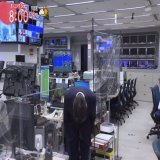 【玉川徹、出演続投・番組復帰】テレビ朝日『羽鳥慎一モーニングショー』のコメンテーター・玉川徹「事実誤認のコメントにより、ご迷惑をおかけした電通、および菅前総理大臣に対し、改めてお詫び申し上げます。それは私の慢心とおごりがあったからだと反省致しました」  嘘つきコメンテーター。