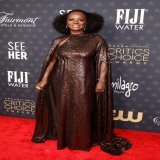Viola Davis en custom Valentino 2023 Critics Choice Awards
