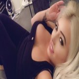 Time to Chill    #friday #fridaynight #fridaymood #fridayvibes #blondegirl #footballgirl #makeup #blondehair #efc #instagood #selfie #chill #weekend